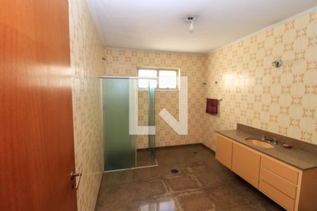 Casa para alugar com 550m², 3 quartos e 4 vagasBanheiro da Suíte