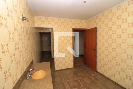 Casa para alugar com 550m², 3 quartos e 4 vagasBanheiro da Suíte