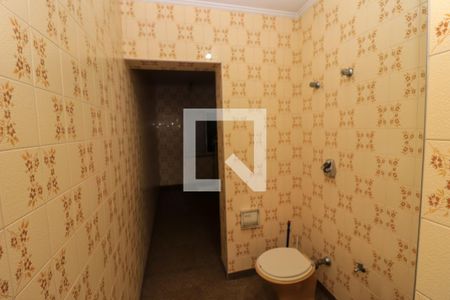 Casa para alugar com 550m², 3 quartos e 4 vagasBanheiro da Suíte