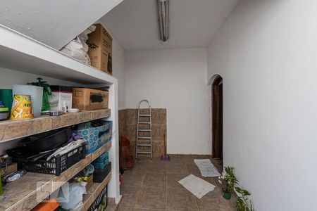 Casa à venda com 220m², 5 quartos e 2 vagasÁrea de Serviço 1