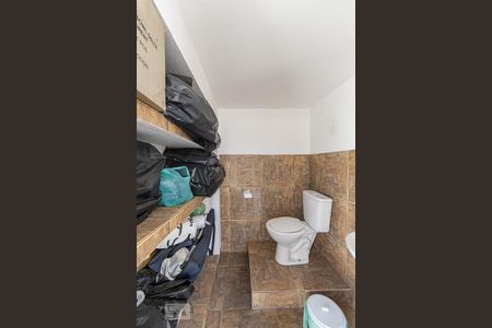 Casa à venda com 220m², 5 quartos e 2 vagasBanheiro de Serviço