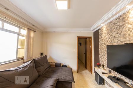 Sala de casa à venda com 5 quartos, 220m² em Alto da Mooca, São Paulo