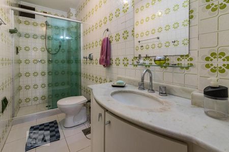 Apartamento à venda com 137m², 3 quartos e 2 vagasBanheiro Social