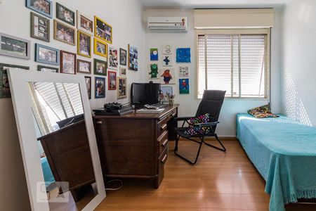 Dormitório2 de apartamento à venda com 3 quartos, 137m² em Jardim Botânico, Porto Alegre