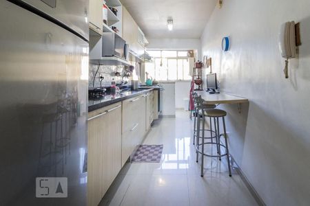 Apartamento à venda com 137m², 3 quartos e 2 vagasCozinha