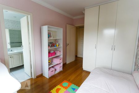 Apartamento à venda com 165m², 3 quartos e 3 vagas Apartamento à venda com 165m², 3 quartos e 3 vagassuíte 2