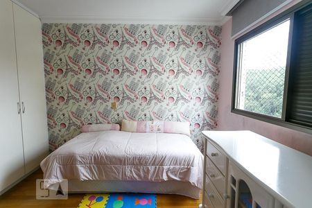 Apartamento à venda com 165m², 3 quartos e 3 vagas Apartamento à venda com 165m², 3 quartos e 3 vagassuíte 2