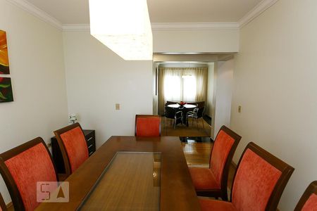 Apartamento à venda com 165m², 3 quartos e 3 vagas Apartamento à venda com 165m², 3 quartos e 3 vagassala 3