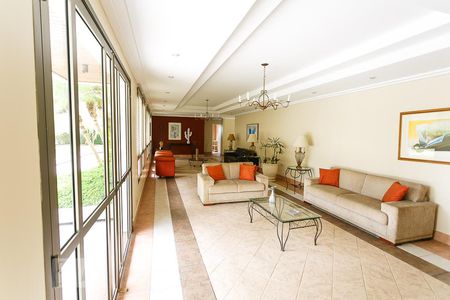 Apartamento à venda com 165m², 3 quartos e 3 vagas Apartamento à venda com 165m², 3 quartos e 3 vagasÁrea comum - Salão de festas