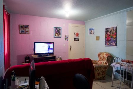 Sala de apartamento para alugar com 2 quartos, 43m² em Campo Novo, Porto Alegre