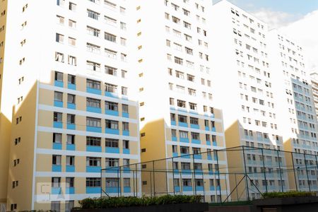 Apartamento para alugar com 68m², 2 quartos e 1 vagaFachada