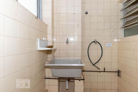 Apartamento para alugar com 68m², 2 quartos e 1 vagaÁrea de Serviço