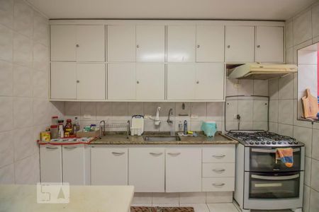 Casa à venda com 200m², 2 quartos e 1 vaga Casa à venda com 200m², 2 quartos e 1 vagaCozinha