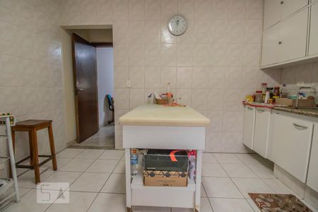 Casa à venda com 200m², 2 quartos e 1 vaga Casa à venda com 200m², 2 quartos e 1 vagaCozinha