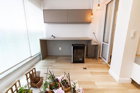 Sacada de apartamento para alugar com 2 quartos, 69m² em Jardim Aeroporto, São Paulo