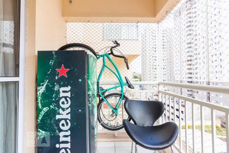 Apartamento para alugar com 69m², 3 quartos e 1 vaga Apartamento para alugar com 69m², 3 quartos e 1 vagaVaranda