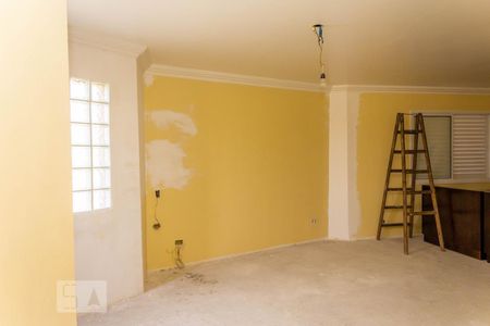 Casa à venda com 230m², 4 quartos e 3 vagas Casa à venda com 230m², 4 quartos e 3 vagasQuarto 4