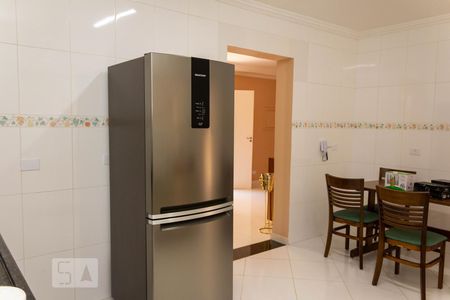 Casa à venda com 230m², 4 quartos e 3 vagas Casa à venda com 230m², 4 quartos e 3 vagasCozinha