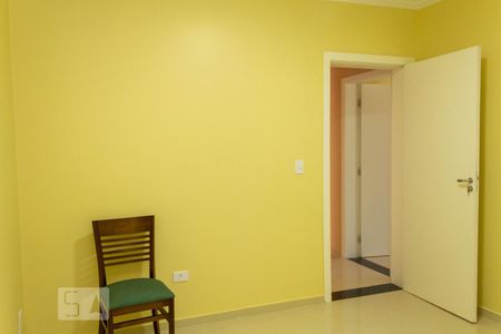 Casa à venda com 230m², 4 quartos e 3 vagas Casa à venda com 230m², 4 quartos e 3 vagasQuarto 2