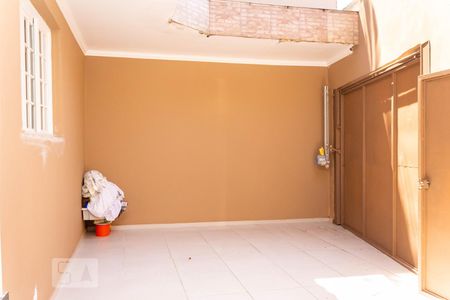 Casa à venda com 230m², 4 quartos e 3 vagas Casa à venda com 230m², 4 quartos e 3 vagasGaragem 1