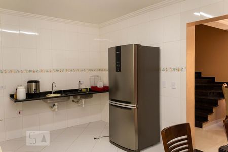 Casa à venda com 230m², 4 quartos e 3 vagas Casa à venda com 230m², 4 quartos e 3 vagasCozinha