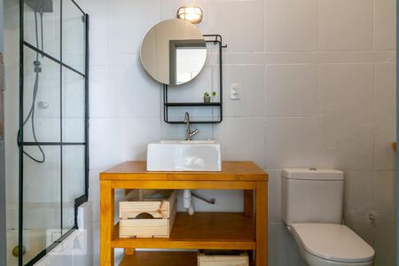 Studio para alugar com 43m², 1 quarto e sem vaga Studio para alugar com 43m², 1 quarto e sem vagaBanheiro