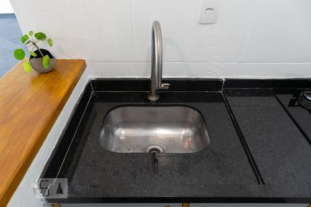 Studio para alugar com 43m², 1 quarto e sem vaga Studio para alugar com 43m², 1 quarto e sem vagaPia