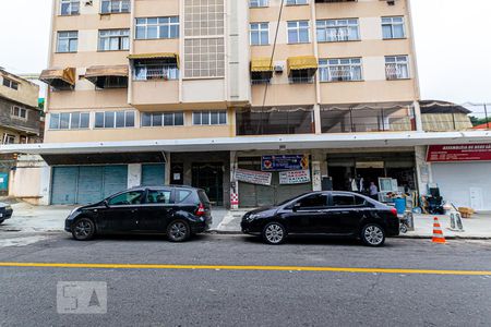 Apartamento à venda com 60m², 2 quartos e 1 vaga Apartamento à venda com 60m², 2 quartos e 1 vagaEntrada