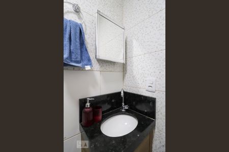 Apartamento para alugar com 66m², 2 quartos e 1 vaga Apartamento para alugar com 66m², 2 quartos e 1 vagaBanheiro