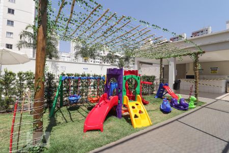 Apartamento para alugar com 66m², 2 quartos e 1 vaga Apartamento para alugar com 66m², 2 quartos e 1 vagaPlayground