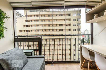 Varanda gourmet de kitnet/studio à venda com 1 quarto, 27m² em Consolação, São Paulo