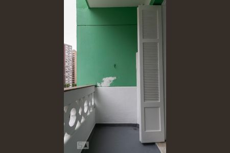 Sacada de kitnet/studio para alugar com 1 quarto, 31m² em José Menino, Santos