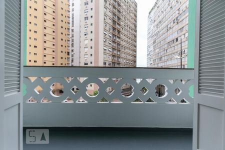 Sacada de kitnet/studio para alugar com 1 quarto, 31m² em José Menino, Santos