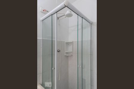 Studio para alugar com 31m², 1 quarto e 1 vaga Studio para alugar com 31m², 1 quarto e 1 vagaBanheiro