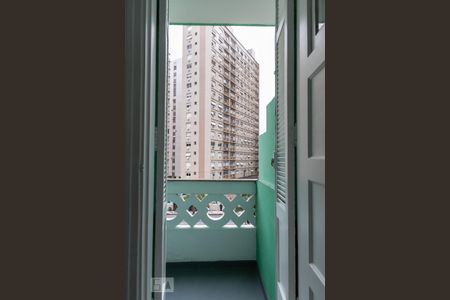 Studio para alugar com 31m², 1 quarto e 1 vaga Studio para alugar com 31m², 1 quarto e 1 vagaSacada