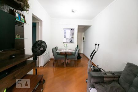 Sala de apartamento para alugar com 2 quartos, 52m² em Vila Santana, São Paulo