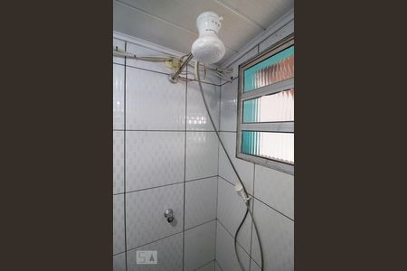 Detalhe banheiro de casa à venda com 3 quartos, 80m² em Jardim Terezopolis, Guarulhos