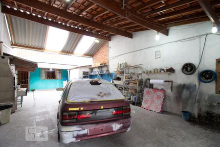 Casa à venda com 80m², 3 quartos e 6 vagas Casa à venda com 80m², 3 quartos e 6 vagasGaragem