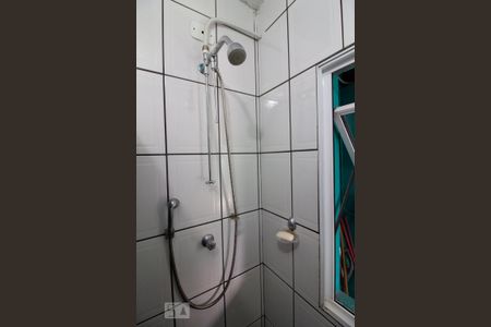 Casa à venda com 80m², 3 quartos e 6 vagas Casa à venda com 80m², 3 quartos e 6 vagasDetalhe banheiro