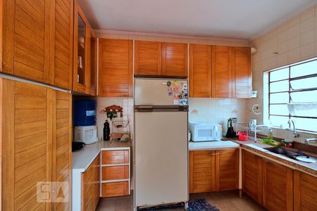 Casa à venda com 143m², 3 quartos e 2 vagas Casa à venda com 143m², 3 quartos e 2 vagasCozinha