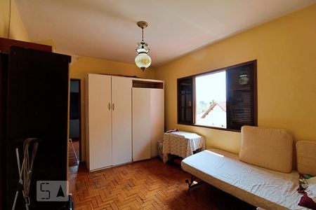 Casa à venda com 143m², 3 quartos e 2 vagas Casa à venda com 143m², 3 quartos e 2 vagasQuarto 2