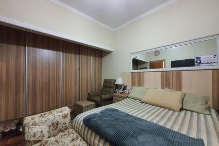 Casa à venda com 340m², 6 quartos e 6 vagasQuarto 1