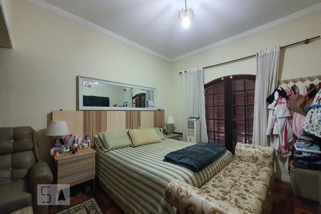 Casa à venda com 340m², 6 quartos e 6 vagasQuarto 1