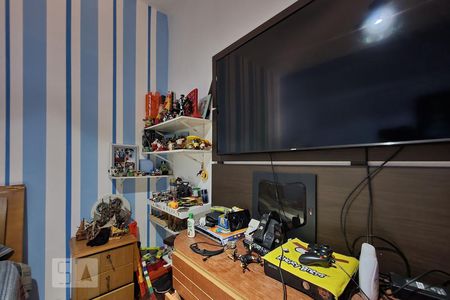 Casa à venda com 340m², 6 quartos e 6 vagasQuarto 3