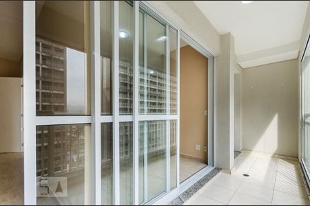 Varanda de kitnet/studio para alugar com 1 quarto, 50m² em Vila Matias, Santos