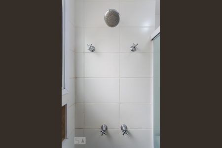 Studio para alugar com 50m², 1 quarto e 1 vagaChuveiro