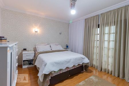 Casa à venda com 250m², 4 quartos e 2 vagas Casa à venda com 250m², 4 quartos e 2 vagasSuíte 2