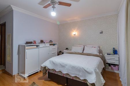 Casa à venda com 250m², 4 quartos e 2 vagas Casa à venda com 250m², 4 quartos e 2 vagasSuíte 2