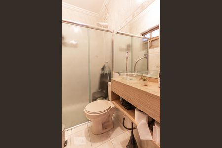 Casa à venda com 250m², 4 quartos e 2 vagas Casa à venda com 250m², 4 quartos e 2 vagasBanheiro 3