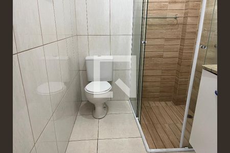 Casa à venda com 185m², 2 quartos e 1 vagaBanheiro Social